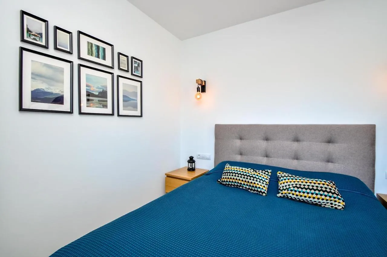 1 Bedroom Apartment Sea View In Center Of Marbella!